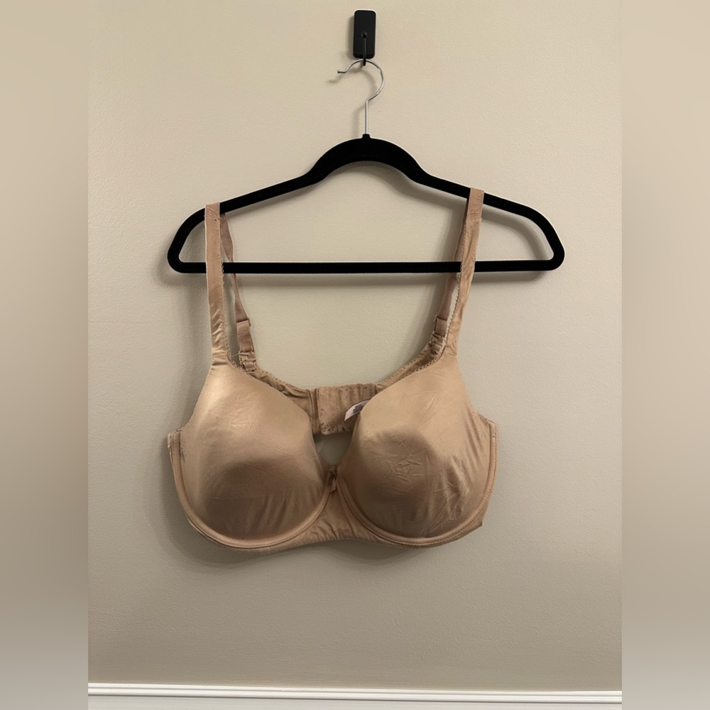 Victoria’s Secret Nude Bra